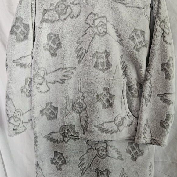 Warner Bros. Gray Owl Pattern Men's Sweater - Picture 1 of 4